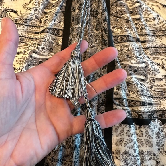 NWOT Lucky Brand Black and White Sleeveless Top Size Large - Picture 4 of 7